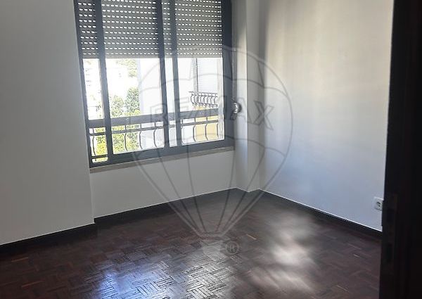 Apartamento T3 em Lisboa