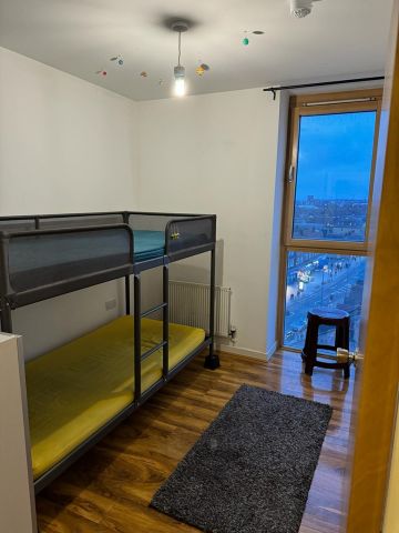 2 Bed Flat, Lemonade Building, IG11 - Photo 3