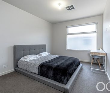 Open the Door to Spacious Family Living in Kensington's Prime Location - Photo 6