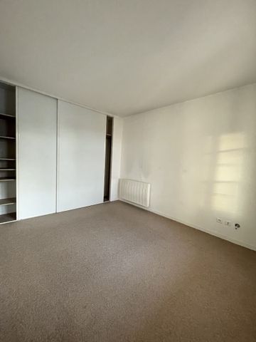 Location Appartement 2 pièces 49m² - Photo 4