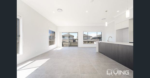 This Designed Double Storey Brand New 5 Beds 3 baths with single lock-up Garage House For Lease - Photo 1