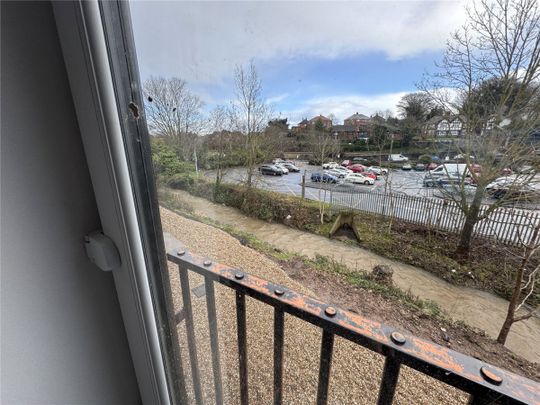 Forever House, Holborn Place, Bulwell, Nottingham, Nottinghamshire, NG6 - Photo 1