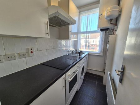 1 bedroom apartment to rent - Photo 4