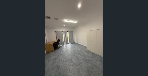 RELAX RENTAL IN NORTHFIELD - Photo 1