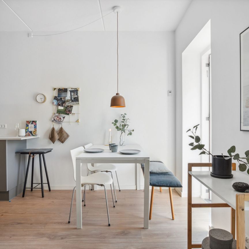 Attraktiv 2-værelses lejlighed, med sydvestvendt altan - Photo 1