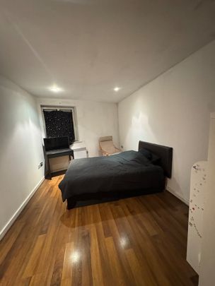 Room in a Shared Flat, Clipper Apartments, SE10 - Photo 1