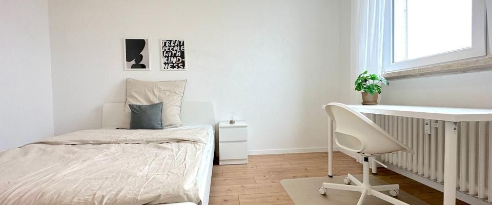 2 Zimmer in moderner 3er WG frei - SHARED FLAT / WOHNGEMEINSCHAFT - Foto 1