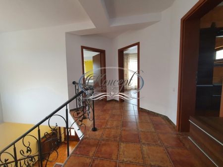 Casa individuala in zona exclusivista - Fotografie 4