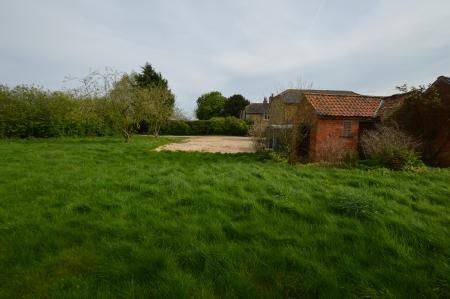 Belvoir Road, Redmile, NG13 - Photo 3