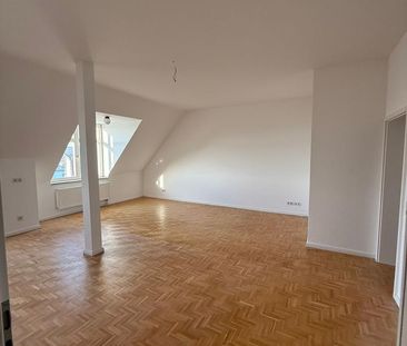 2-Raum-Wohnung im Zentrum-Süd mit offener Küche und Wannenbad - Photo 3