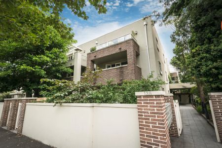 Supremely spacious with a brilliant big balcony - Photo 2