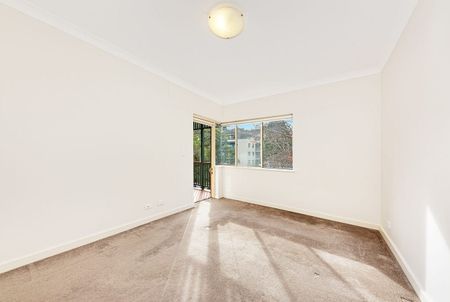 Chatswood - Photo 3