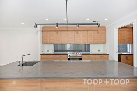 Stunning, spacious contemporary living - Photo 4