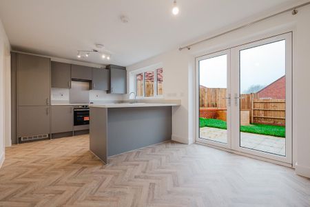 3 bedroom semi-detached house to rent - Photo 2