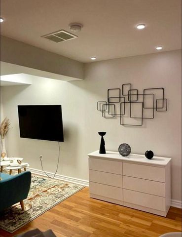 For Lease - 19 Hubbell Drive, Whitby, Ontario - Photo 2