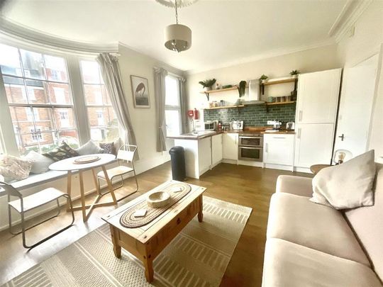 1 bedroom flat to rent - Photo 1