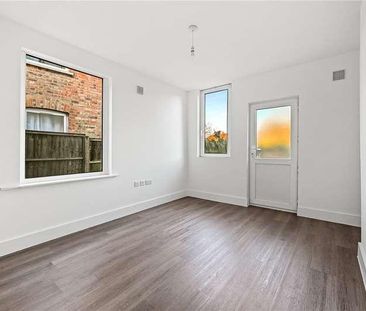 Drayton Road, London, NW10 - Photo 1