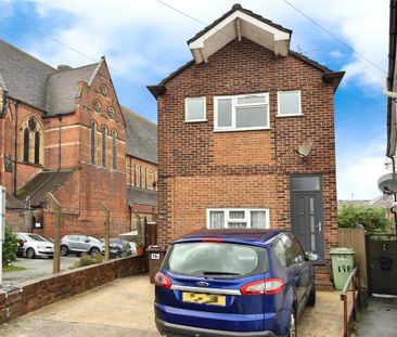 1 bedroom flat to rent - Photo 4