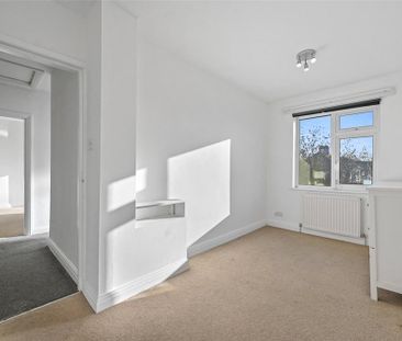 2 bedroom maisonette to rent - Photo 5