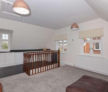 Portmore Park Road, Weybridge, Surrey, KT13 - Photo 4