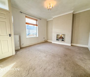 Bradshaw Brow, Bradshaw - Photo 1