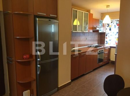 Apartament de 4 camere, centrala termica, 90mp, zona 1 Mai - Fotografie 4