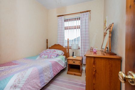 4 Prince Edward Gardens, Belfast, BT9 5GD - Photo 5
