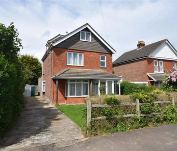 5 bedroom detached house to rent - Photo 4
