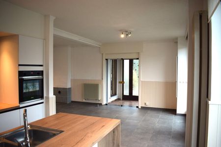 Alleenstaande woning met 3 slaapkamers - Photo 3