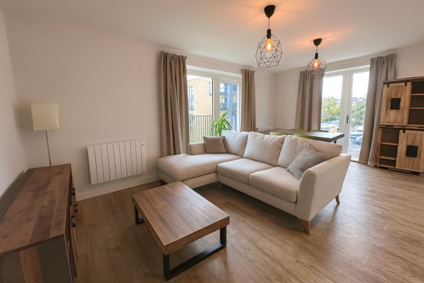 2 Bed Flat, Kington House, SE7 - Photo 1