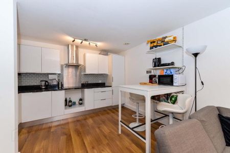 Apartment C, 2.5 Whitehall Square, Belfast, BT12 5EU - Photo 5