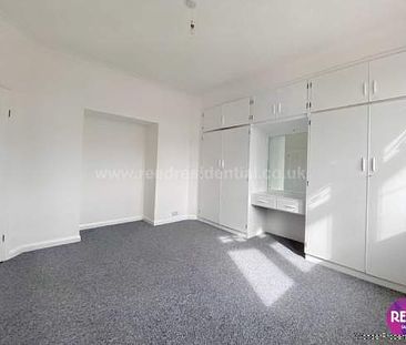 2 bedroom property to rent in Leigh On Sea - Photo 5