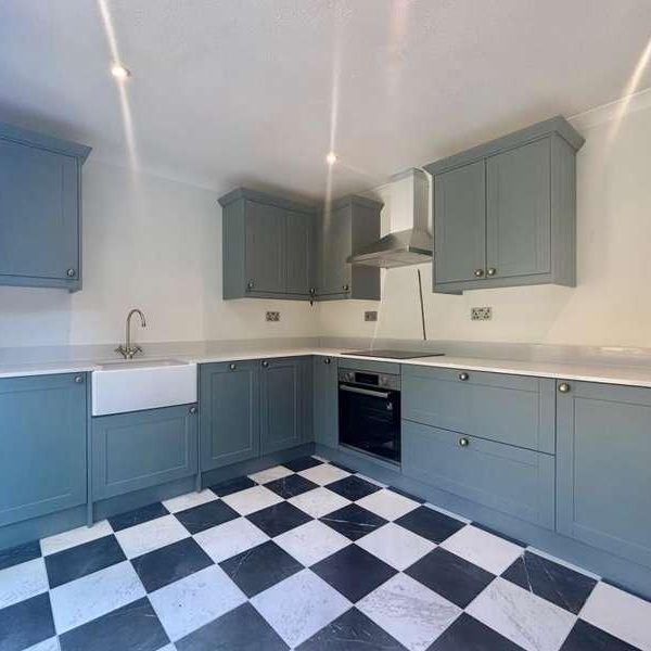 Leaver Road, Henley-on-thames, RG9 - Photo 1