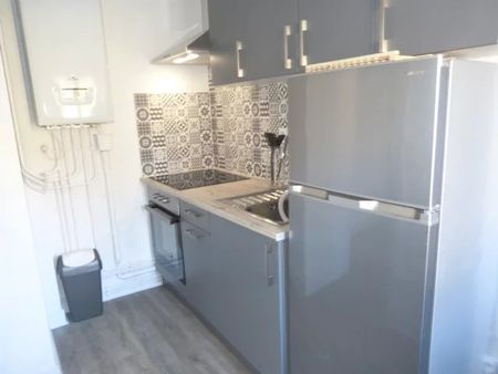 Location Appartement 2 pièces 53m² TOURS 37000 - Photo 4