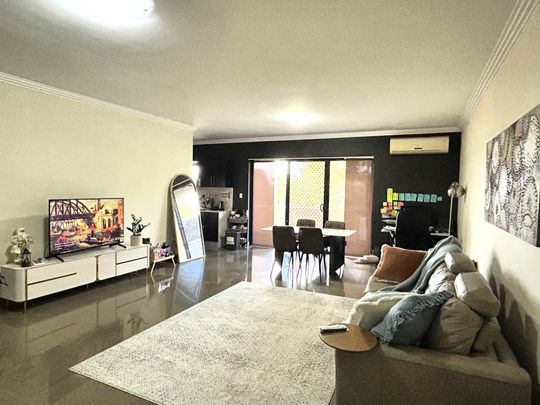 Lidcombe - Photo 1