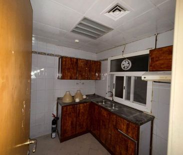 Free AC, spacious area, lively location, great pri - Photo 3