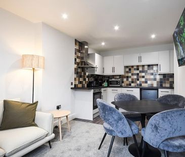 Oaktree Court - Photo 3