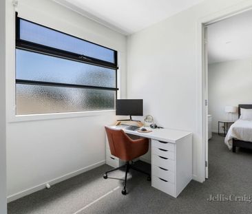 Modern Unit in Prime Aspendale Location - Photo 3