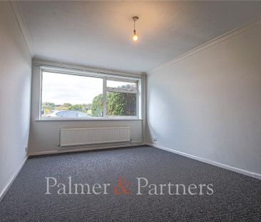 3 bedroom semi-detached house to rent - Photo 1