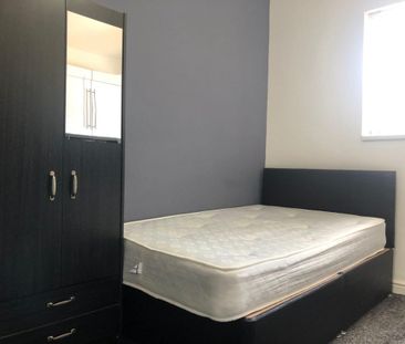 To Let: Studio, Borough Road, Middlesbrough, TS1 - Photo 4