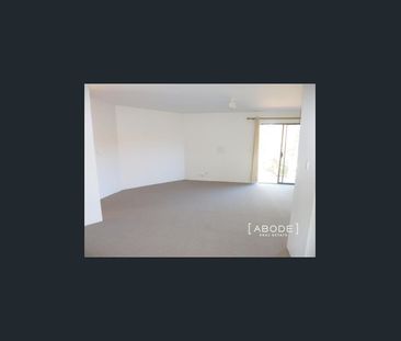Two-Bedroom Apartment in the Heart of Subiaco! - Photo 1
