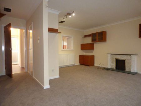 3 bedroom terraced house to rent - Photo 2