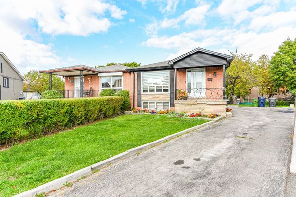 For Lease - 20 Charnleigh Court Unit# UPPER, Toronto, Ontario - Photo 1