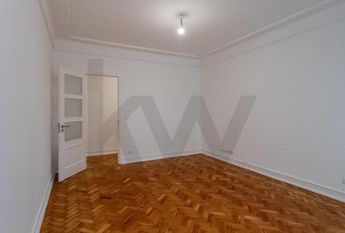 Apartamento T3 em Lisboa