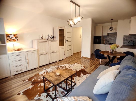 Nowoczesna kawalerka na wynajem – 2 windy - Zdjęcie 1