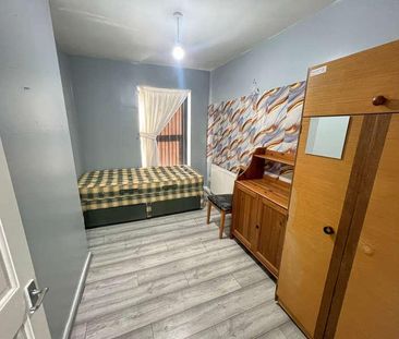 Liverpool Road, M30 - Photo 5