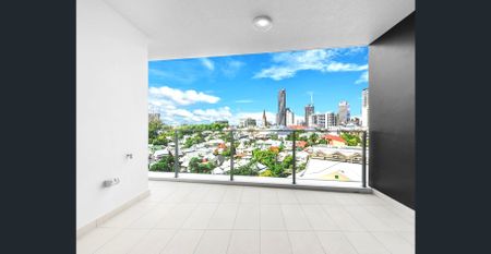 Beautiful Apartment with Sunny North-East-facing Balcony in the Heart of Spring Hill! - Photo 3