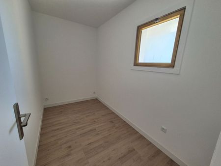 Location Appartement 2 pièces 27m² LE CANNET 06110 - Photo 3