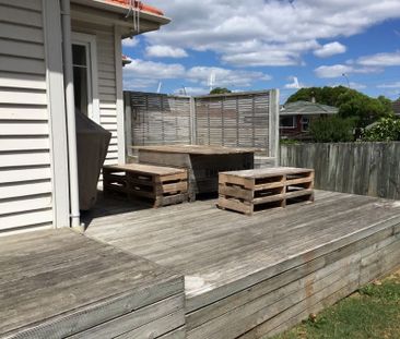 Popular Mount Maunganui Spot! - Photo 5