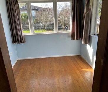 Family home in Bayview - Photo 3